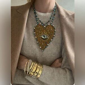 “Crux my heart” collection necklace